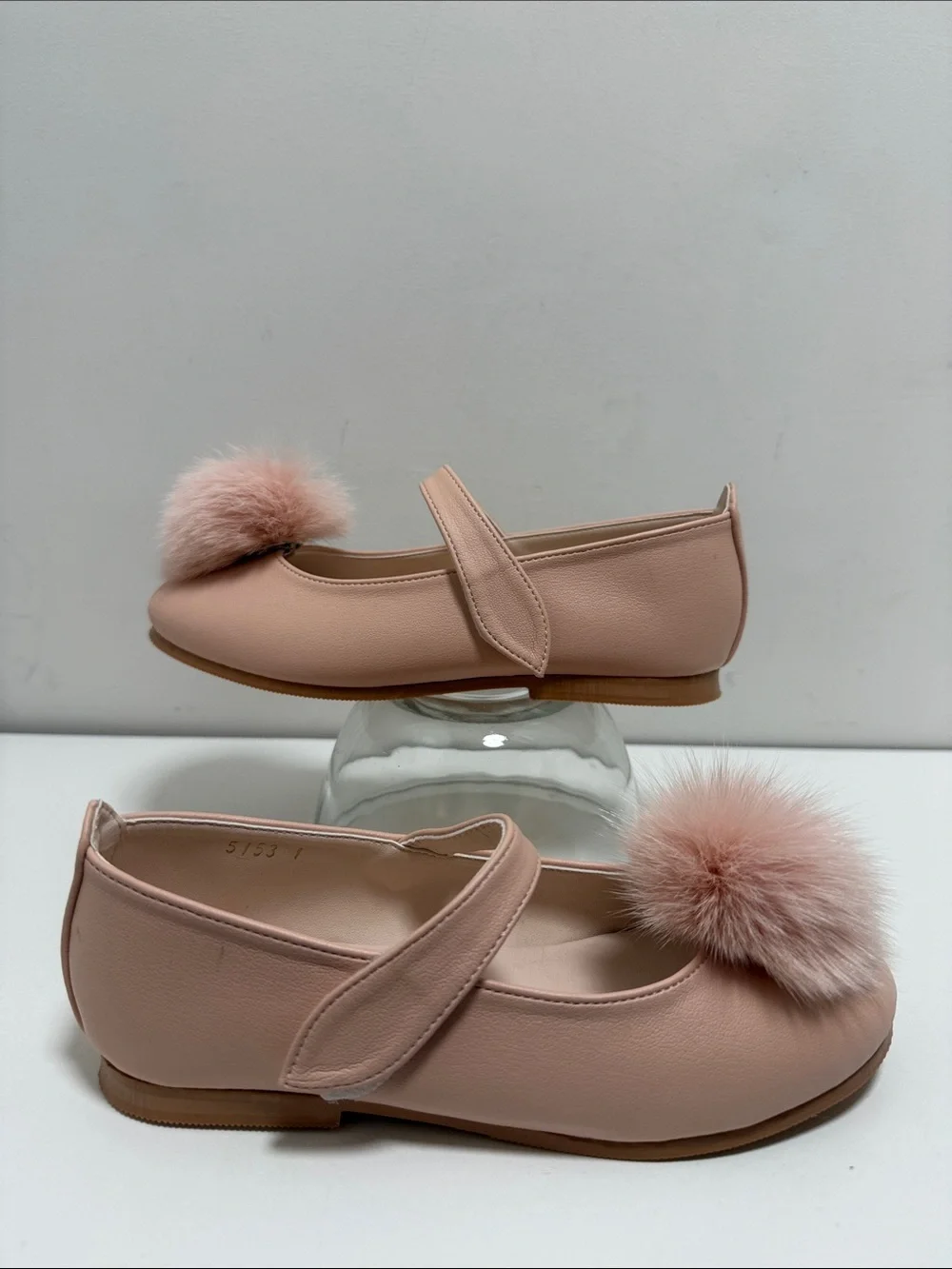 Petite Hailey Classic MaryJane Shoes with removable patches/pom poms sz 1